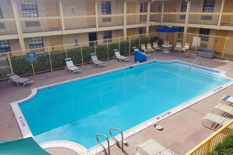 Clarion Inn แอตแลนติกซิตี้ ภายนอก รูปภาพ
